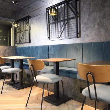 Plaza Chorley; Sure Hotel Collection By Best Western Чорли Экстерьер фото