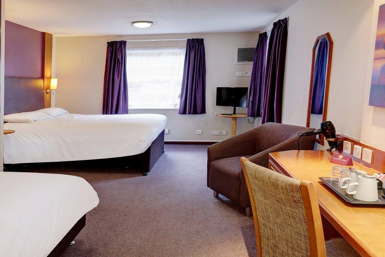 Plaza Chorley; Sure Hotel Collection By Best Western Чорли Экстерьер фото