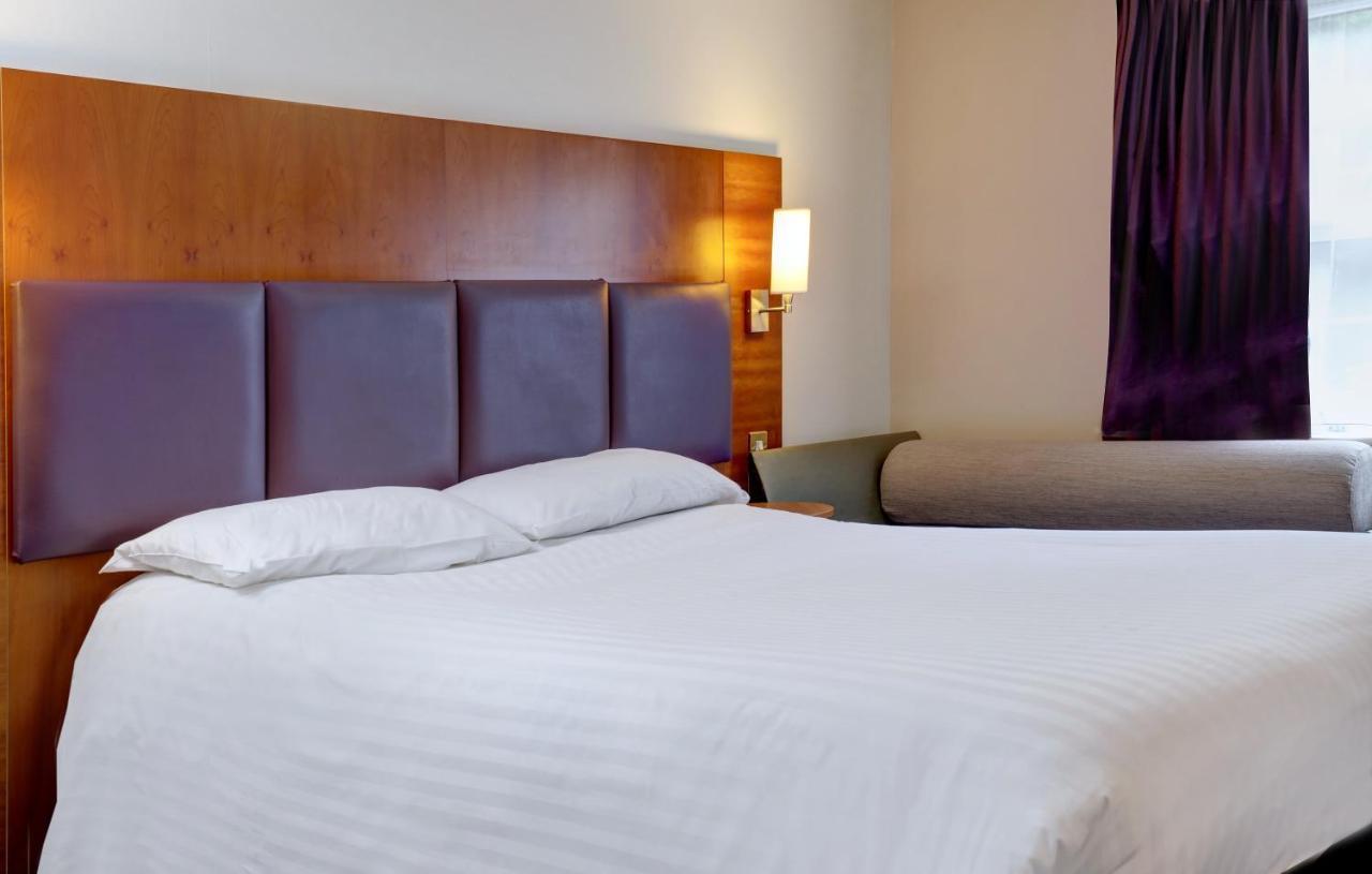 Plaza Chorley; Sure Hotel Collection By Best Western Чорли Экстерьер фото