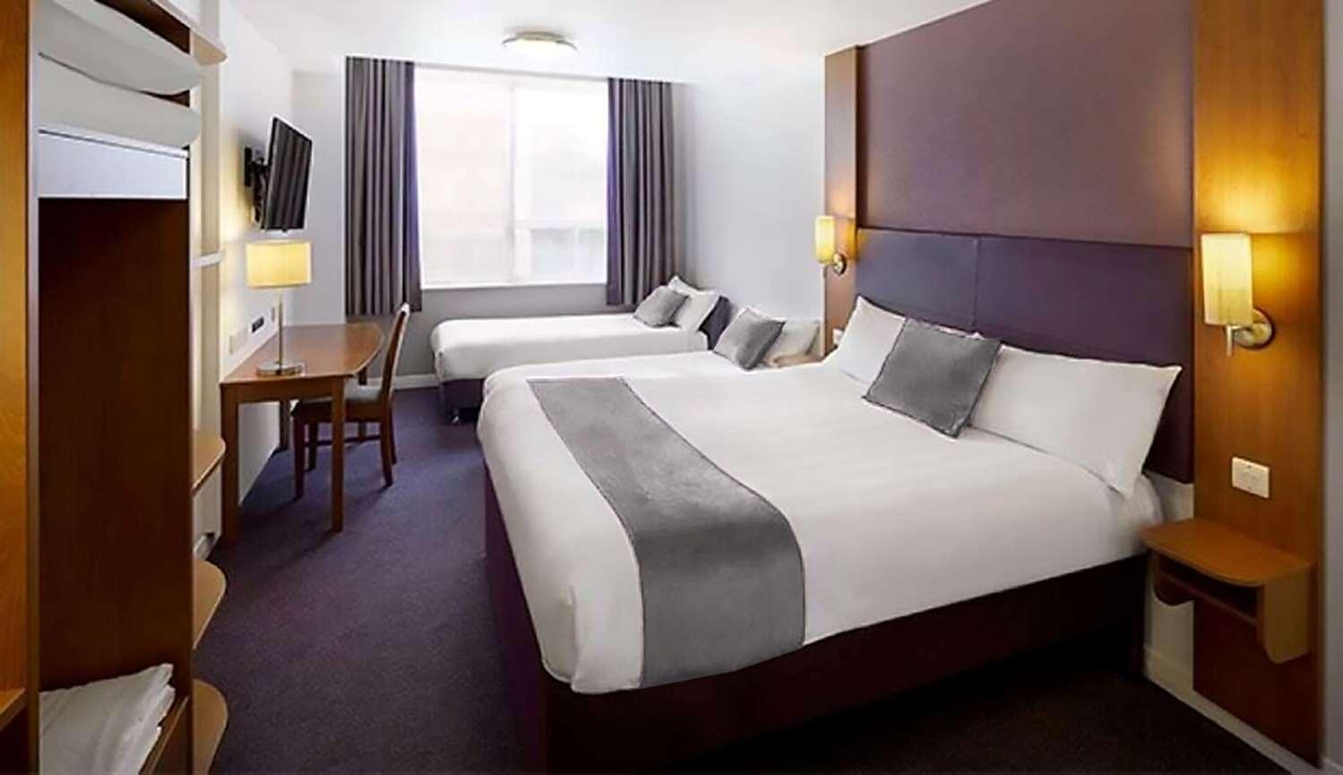 Plaza Chorley; Sure Hotel Collection By Best Western Чорли Экстерьер фото