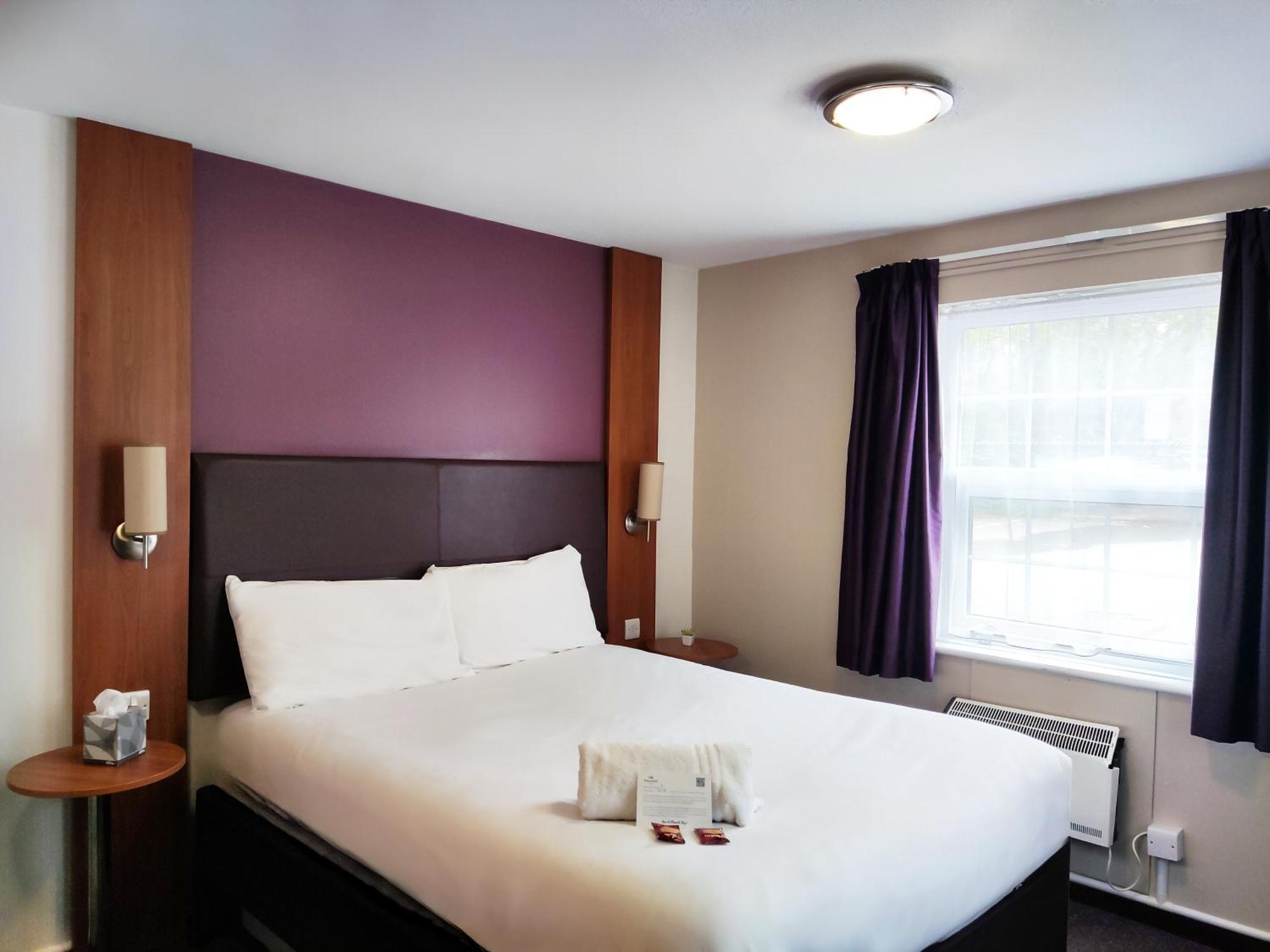 Plaza Chorley; Sure Hotel Collection By Best Western Чорли Экстерьер фото