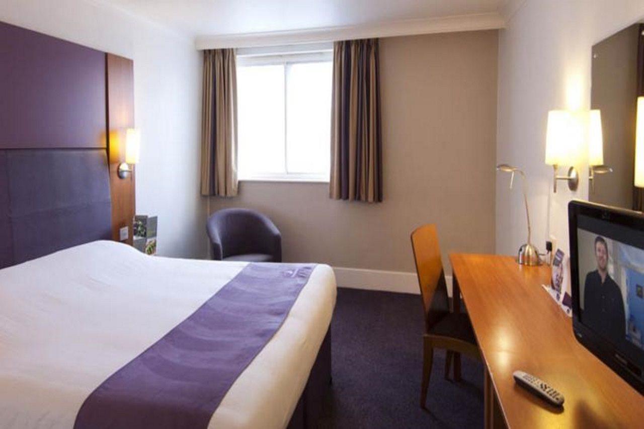 Plaza Chorley; Sure Hotel Collection By Best Western Чорли Экстерьер фото